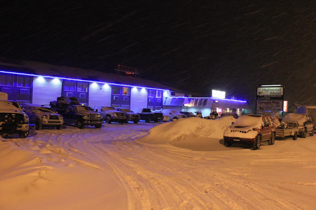 Travelodge By Wyndham Blairmore Esterno foto